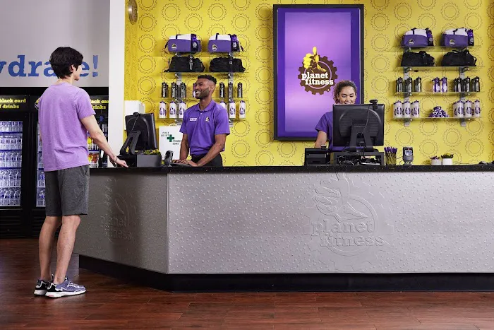 Planet Fitness 4