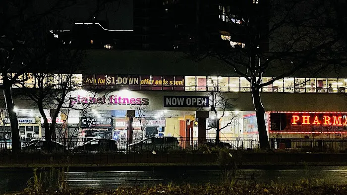 Planet Fitness 4