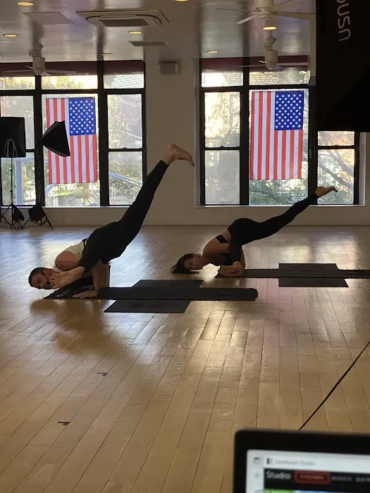 LYONS DEN POWER YOGA 5