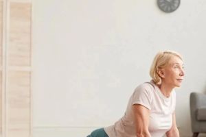 Effective Gym Workouts for Improving Posture in Seniors