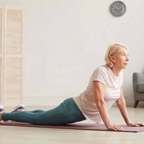 Effective Gym Workouts for Improving Posture in Seniors