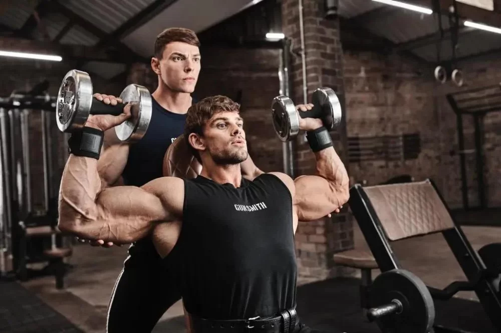 Effective Gym Workouts for Building Stronger Shoulders and Enhancing Stability