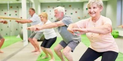 Effective Gym Workouts for Improving Hip Mobility in Senior Women – Advanced Techniques