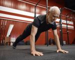 Effective Gym Workouts for Improving Core Strength in Women Seniors